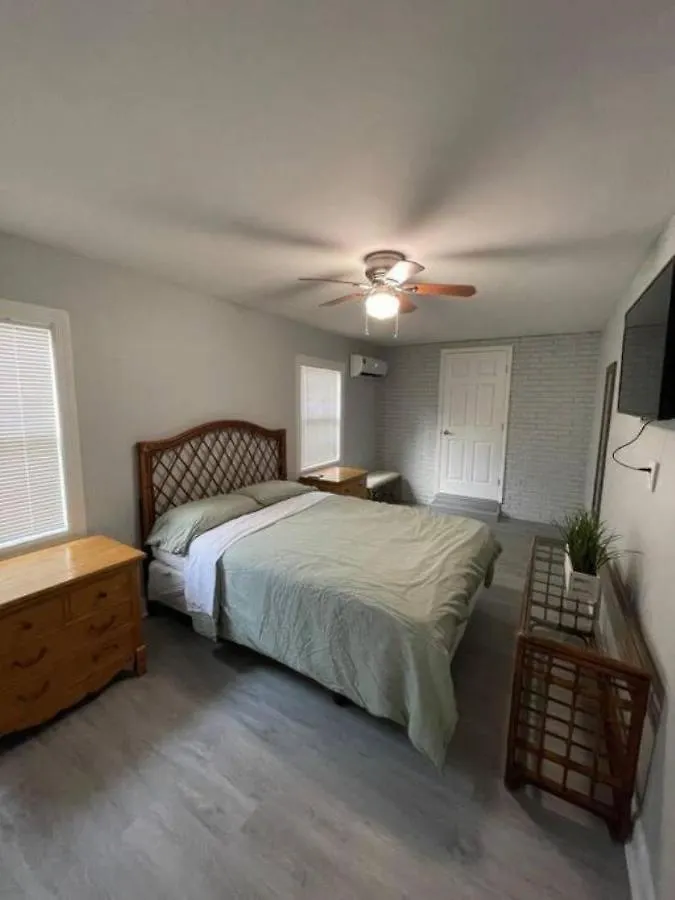 Holiday home Cheerful Home Minutes From The Airport And Raymond James Stadium! Tampa
